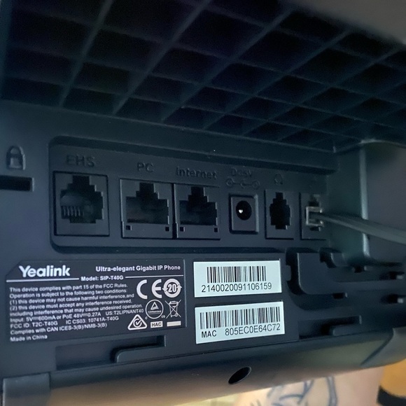 Verizon business phone‎ - Picture 2 of 2